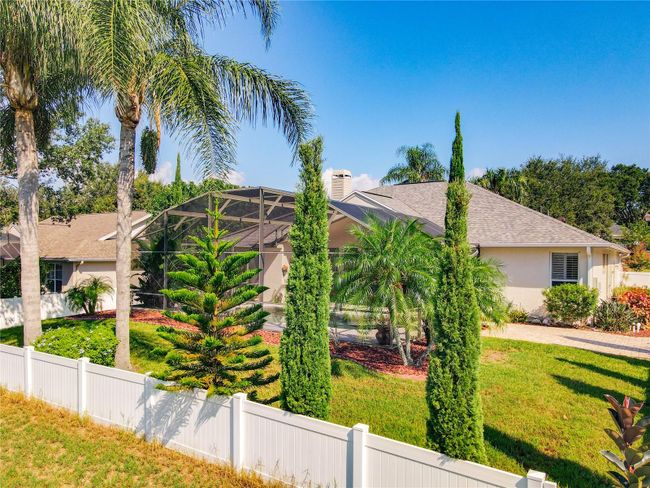 13333 Via Roma Cir, House other with 3 bedrooms, 2 bathrooms and null parking in CLERMONT FL | Image 67