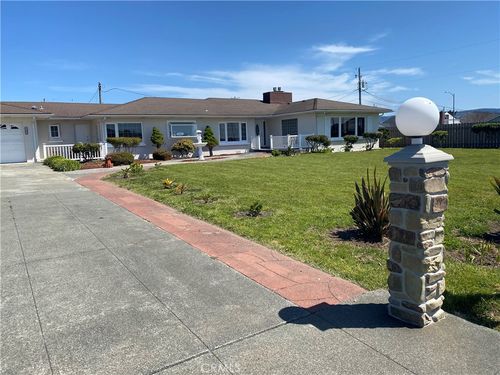 745 Taylor St, Crescent City, CA, 95531-3637 | Card Image