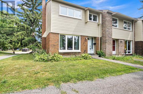 63-21 Midland Cres, Ottawa, ON, K2H8P6 | Card Image