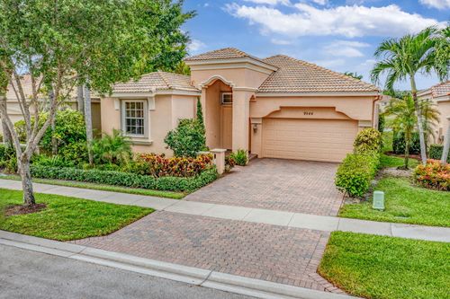 9544 Via Elegante, Wellington, FL, 33411-6559 | Card Image