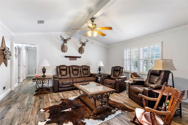 3303 Indian Mound Trl, House other with 3 bedrooms, 2 bathrooms and 2 parking in Crosby TX | Image 13