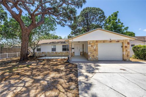 518 62nd Ave, St. Petersburg, FL, 33702-7614 | Card Image