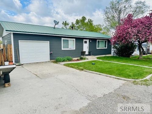 1307 Taft Ave, Salmon, ID, 83467-3136 | Card Image