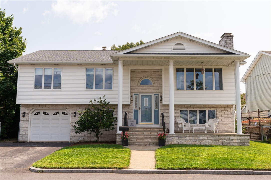 Woodland Ave, East Providence, RI 02914