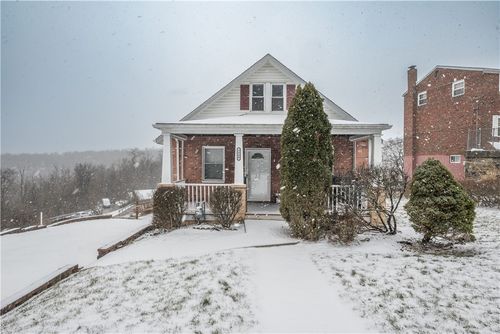 3900 Willett Rd, Pittsburgh, PA, 15227-4542 | Card Image