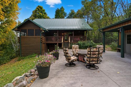 2870 218th St, CUSHING, WI, 54006-3642 | Card Image