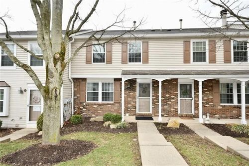 316 Murrays Ln, Castle Shannon, PA, 15234-2353 | Card Image