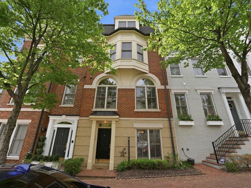 402 Oronoco St, ALEXANDRIA, VA, 22314-2324 | Card Image
