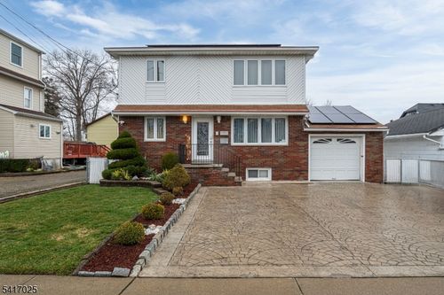 2-46 Stanley St, Little Falls, NJ, 07424-1559 | Card Image