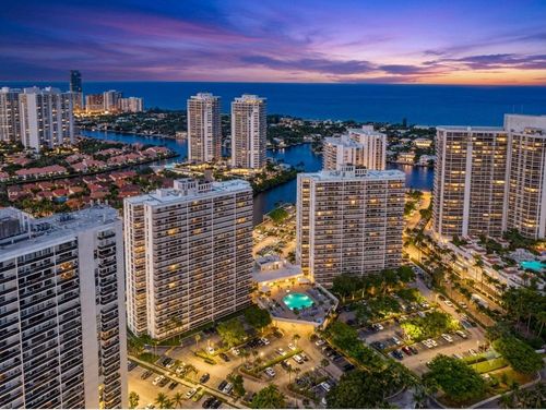 404-3701 N Country Club Dr, Aventura, FL, 33180-1732 | Card Image