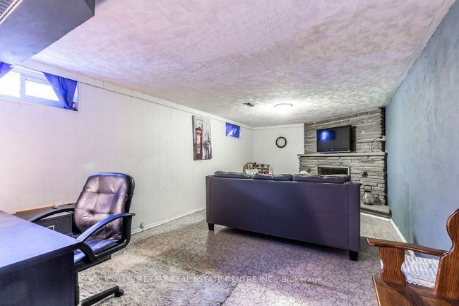 58 Gail St, House other with 3 bedrooms, 2 bathrooms and 3 parking in Cambridge ON | Image 25
