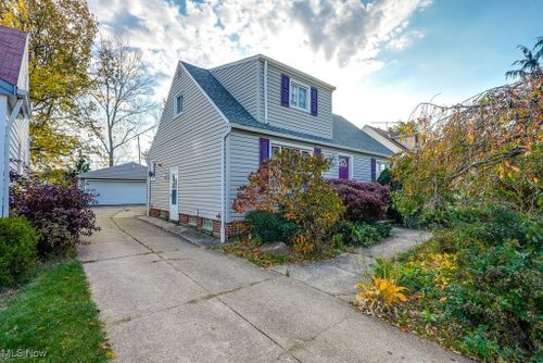 1751 Rush Road, Wickliffe, OH, 44092 | Card Image