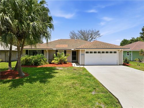 724 24th Sq, Vero Beach, FL, 32962-1328 | Card Image