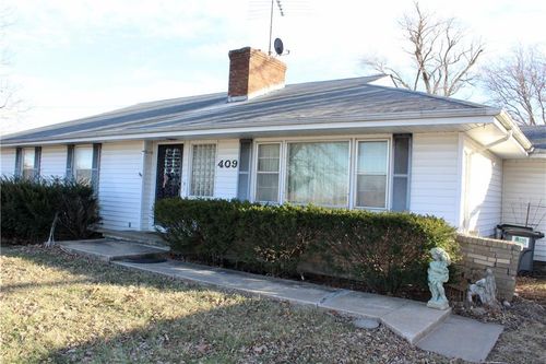 409 Se State Route 150, Lee's Summit, MO, 64082-4815 | Card Image