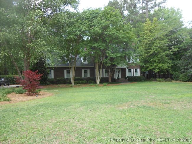 Front/Lawn | Image 5