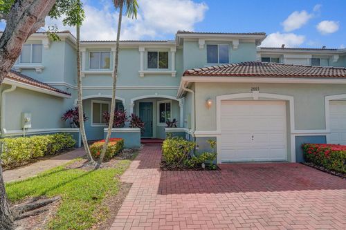 2005 Oakhurst Way, Riviera Beach, FL, 33404-1830 | Card Image