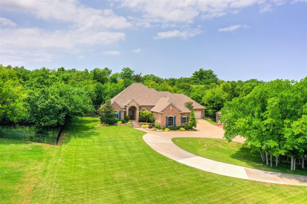 Valley Ridge Dr, Edmond, OK 73034