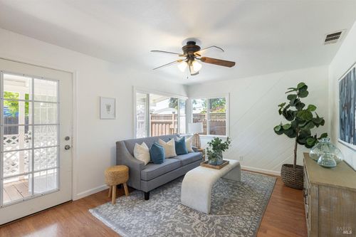 apt-a-2095 W Pueblo Ave, Napa, CA, 94558-4506 | Card Image