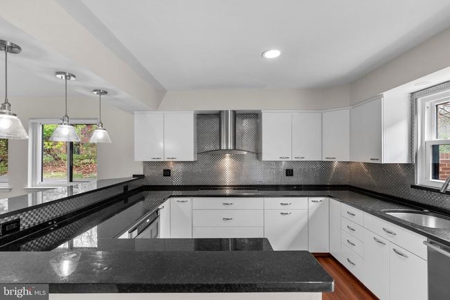 11310 Harborside Cluster, House other with 4 bedrooms, 3 bathrooms and null parking in Reston VA | Image 19