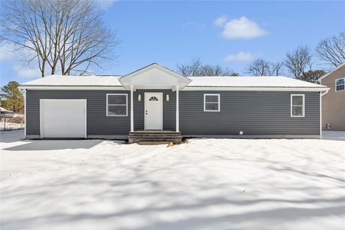 649 Bourdois Ave, Bellport, NY, 11713-1630 | Card Image