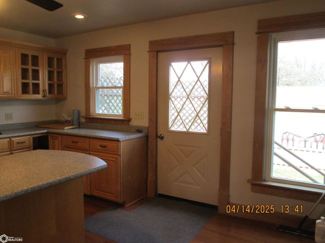 102 E 12 Th St, Home with 3 bedrooms, 2 bathrooms and 2 parking in Atlantic IA | Image 9
