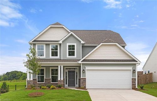 131 Verona Villa Dr, Burlington, NC, 27215-8089 | Card Image