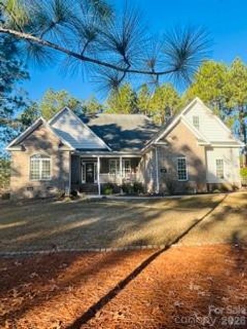 244 Longleaf Dr, West End, NC, 27376 | Card Image