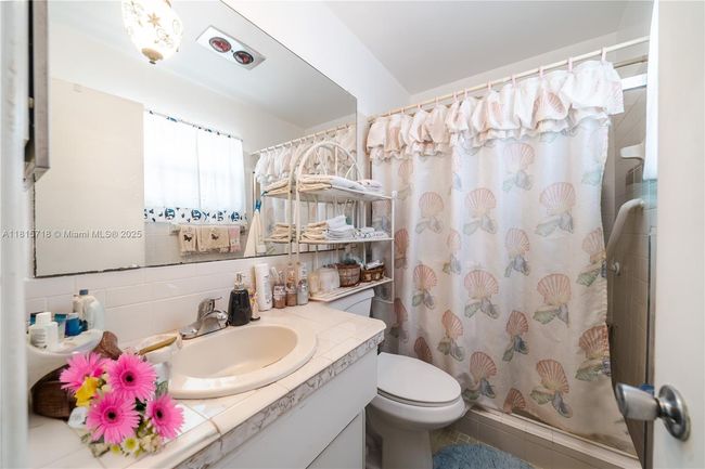 5803 Nw 85 Th Ter, House other with 2 bedrooms, 2 bathrooms and null parking in Tamarac FL | Image 26