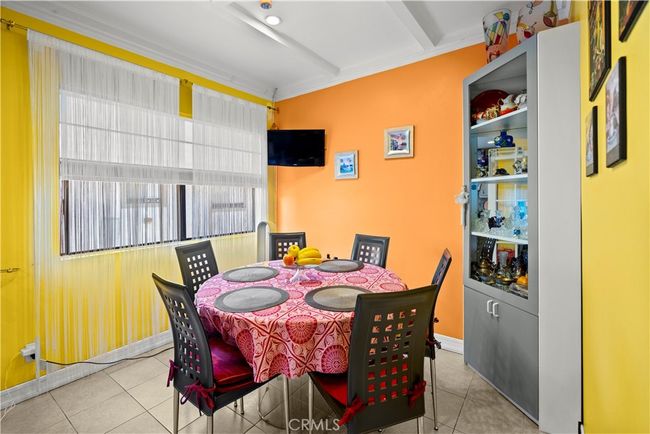28 - 20224 Sherman Way, Townhouse with 3 bedrooms, 3 bathrooms and 2 parking in Winnetka CA | Image 5