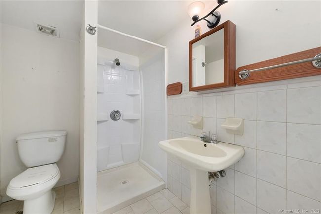 115 Mohawk Drive Ext, House other with 3 bedrooms, 2 bathrooms and 2 parking in West Haven CT | Image 18