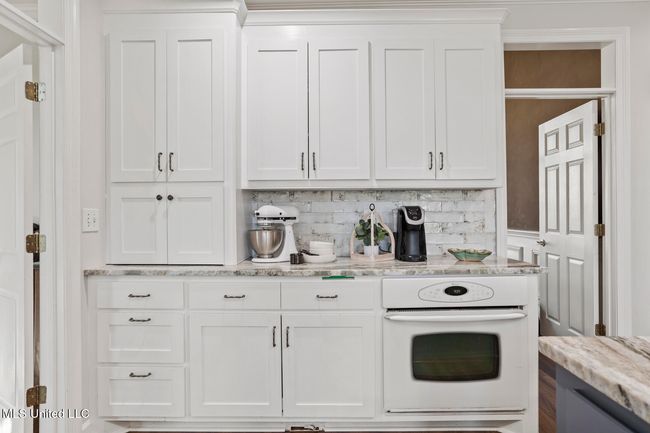 513 Windsor-18 | Image 18