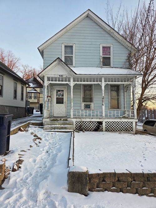 251 Bartlett Pl, Elgin, IL, 60120-7866 | Card Image