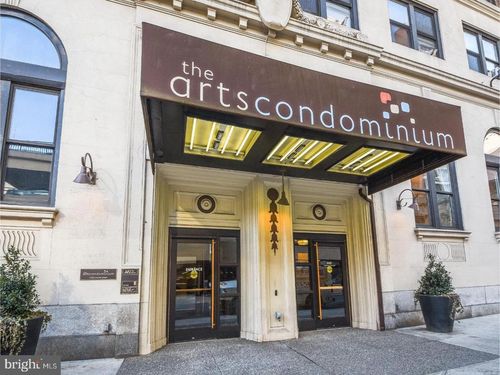 apt-205-1324 Locust St, PHILADELPHIA, PA, 19107-7013 | Card Image