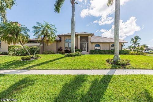 219 Copperfield Ct, MARCO ISLAND, FL, 34145-3519 | Card Image