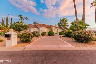 8575 E Sharon Drive, House other with 4 bedrooms, 5 bathrooms and null parking in Scottsdale AZ | Image 1