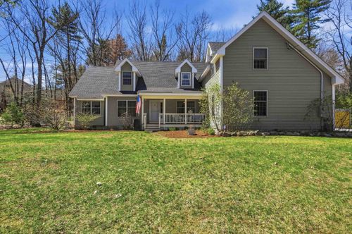 5 Sarah'S Way, Newton, NH, 03858-3427 | Card Image