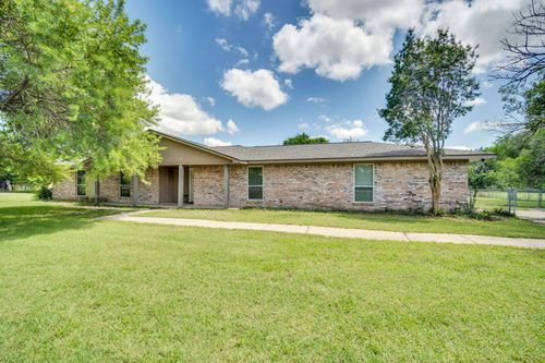 112 Burkett Ln, Red Oak, TX, 75154-7602 | Card Image