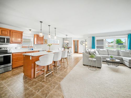 3821 Stonebridge Drive, Madison, WI, 53719 | Card Image
