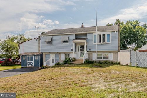 11 N Independence Blvd, NEW CASTLE, DE, 19720-4457 | Card Image