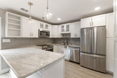 2794 Farmstead Rd Se, Smyrna, GA, 30080-2620 | Card Image