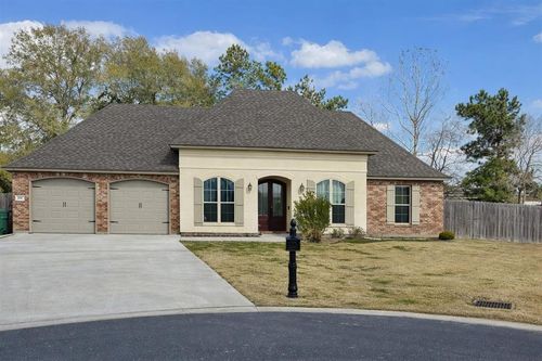209 Reserve Dr, Lake Charles, LA, 70611-3976 | Card Image