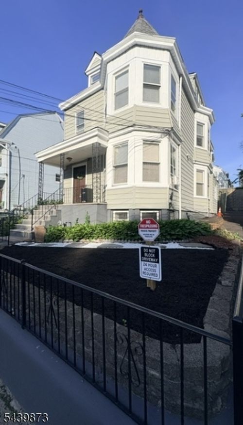 2-49 Columbia Ave, Newark, NJ, 07106-2101 | Card Image