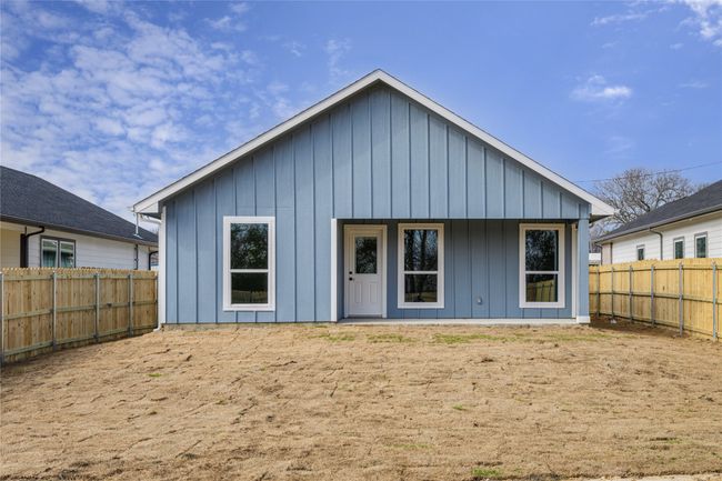 109 S Fir St, House other with 3 bedrooms, 2 bathrooms and null parking in Celeste TX | Image 7