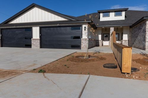 2105 Bryant St, Midland, TX, 79705 | Card Image