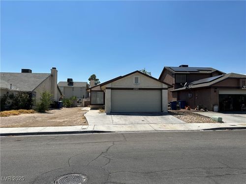 2321 Valley Dr, Las Vegas, NV, 89108-2941 | Card Image