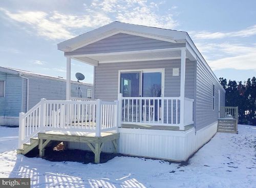 7 Deanne Cir, EPHRATA, PA, 17522-9641 | Card Image