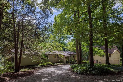 81-85 Fraleigh Hill Road, Washington, NY, 12545 | Card Image