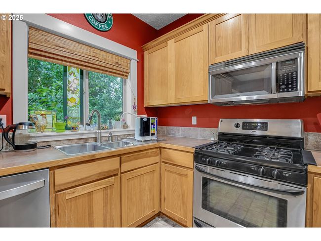 1259 Se Stapleton Loop, House other with 4 bedrooms, 4 bathrooms and 2 parking in Gresham OR | Image 19
