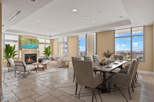 604-2211 E Camelback Rd, Phoenix, AZ, 85016-9033 | Card Image