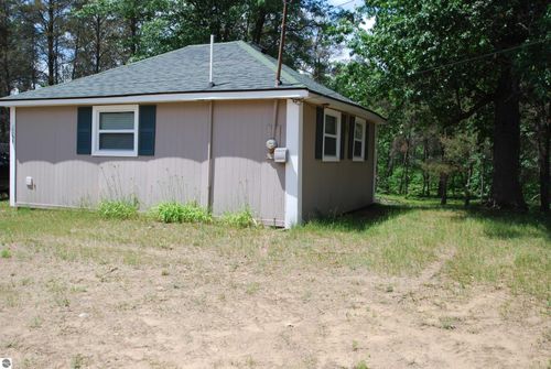 1159 Jones Trl, Saint Helen, MI, 48656-9210 | Card Image